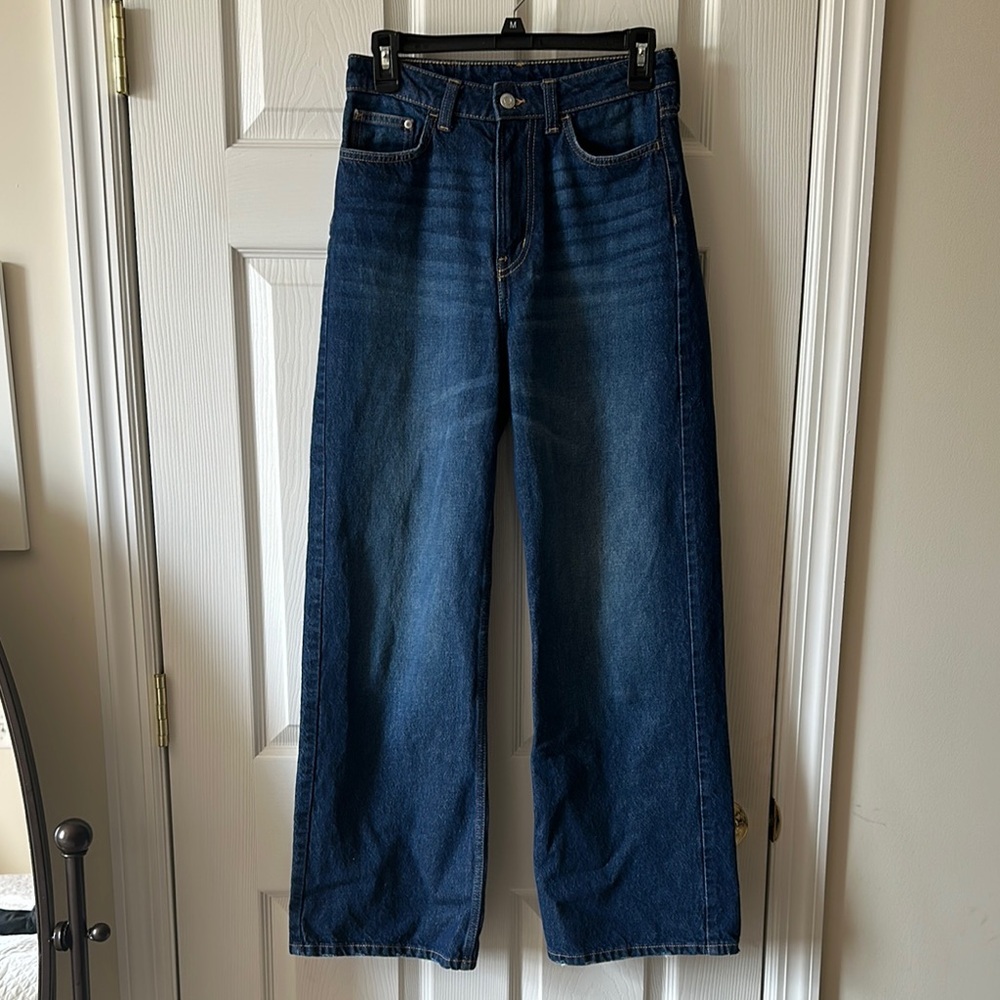 Classic High-Waist Wide-Leg Jeans in Dark Blue